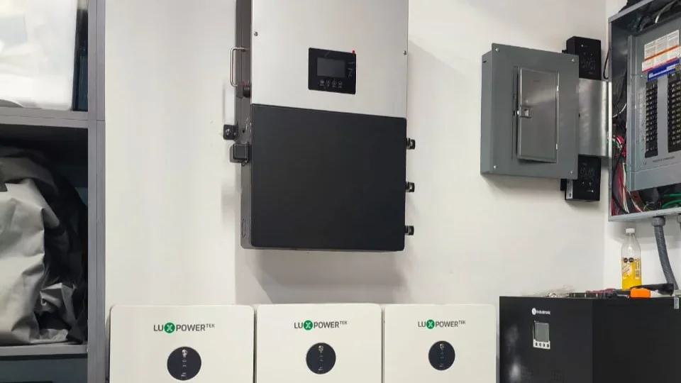 Sistema solar híbrido con baterías Guadalajara